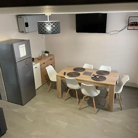 Apartament Siraly 2